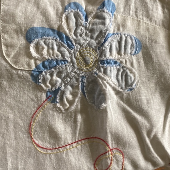 Life is Good Embroidered Linen Shirt - Picture 7 of 9